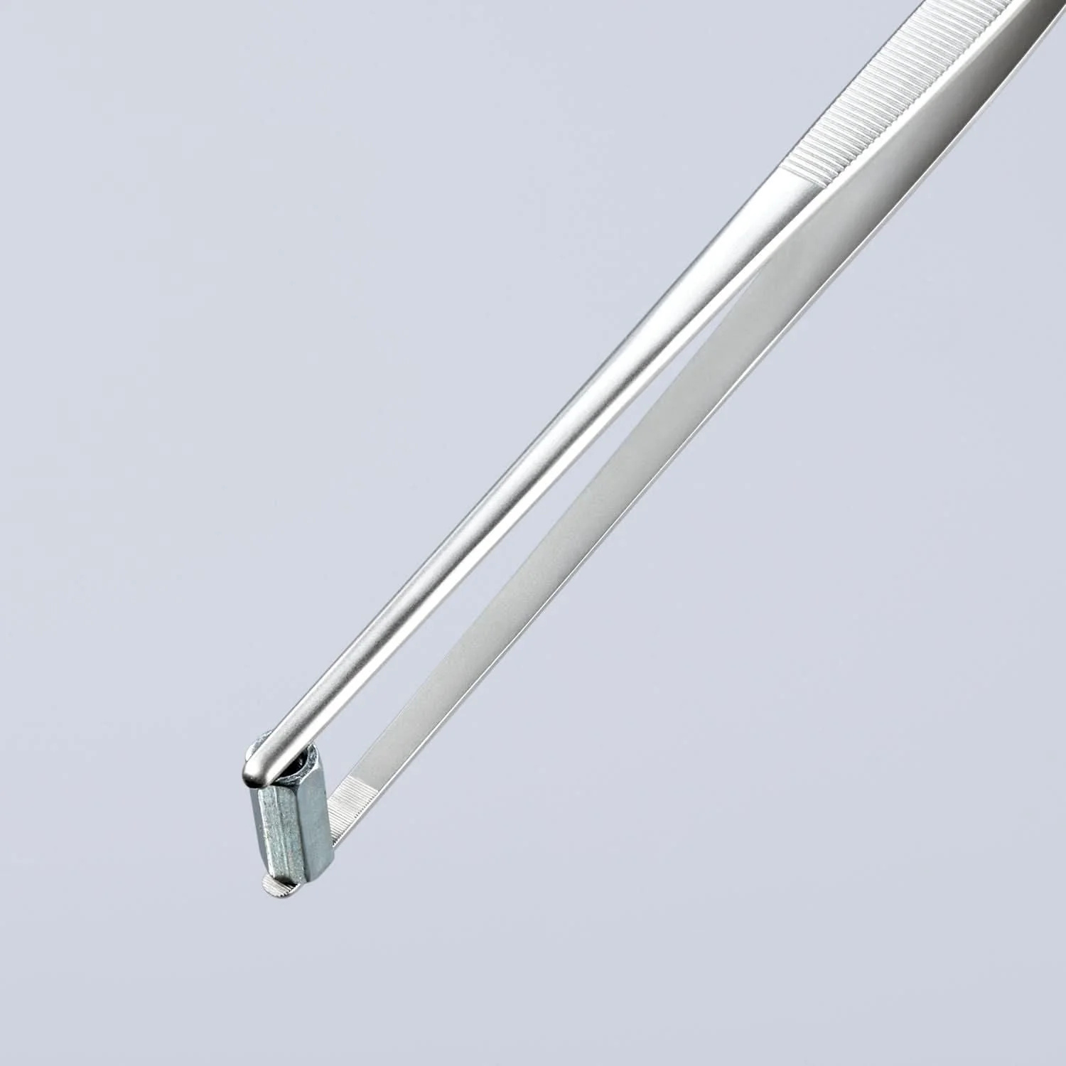 92 61 02-40368436_8.jpg