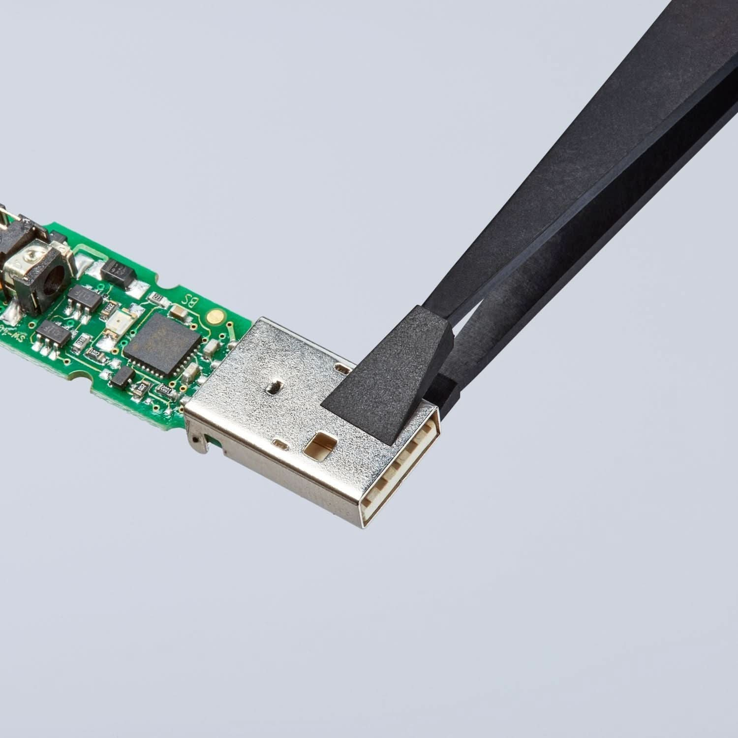92 09 05 ESD-40368539_5.jpg