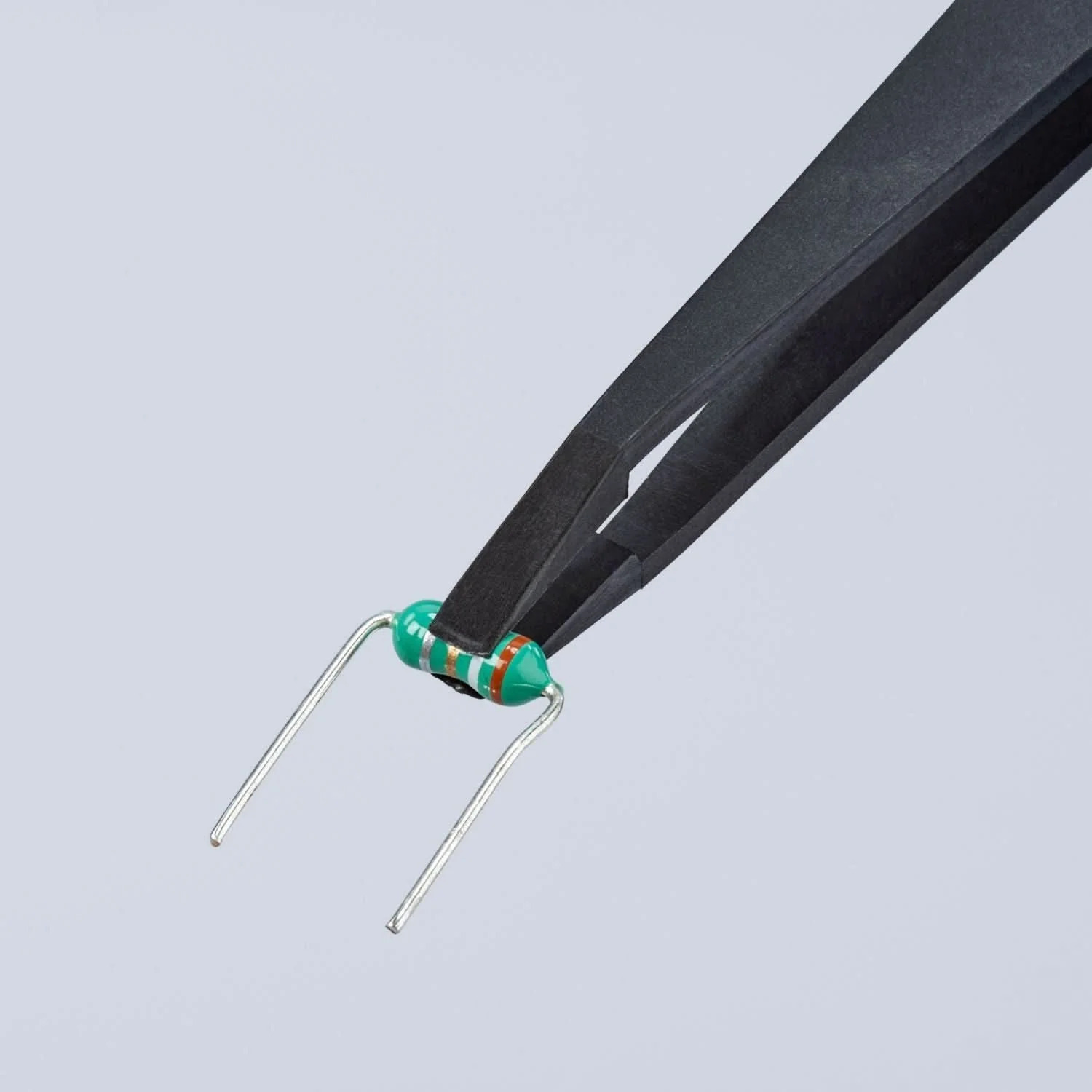 92 09 04 ESD-40368540_6.jpg