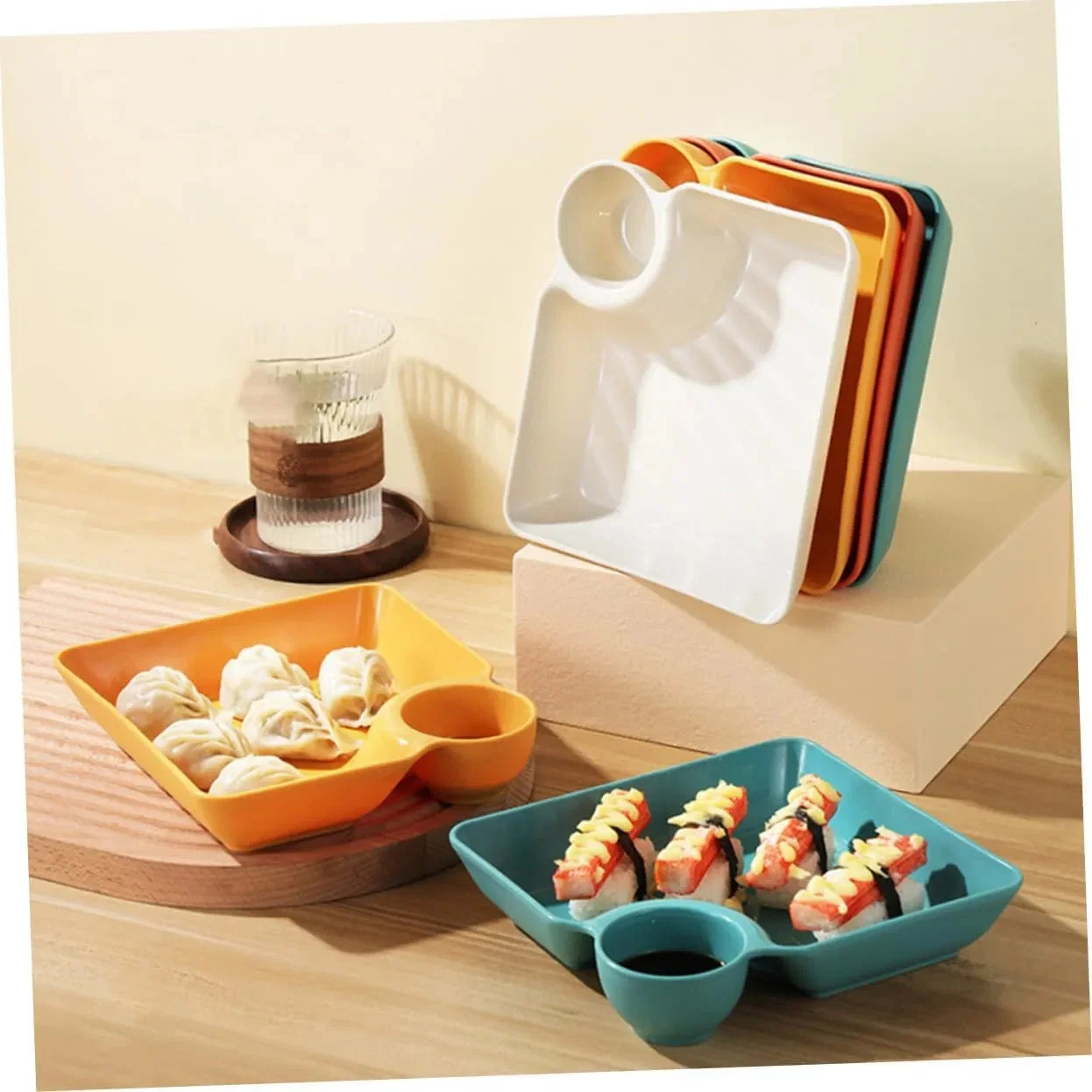dipping-plate-integrated-sauce-compartment-41193670_3.jpg